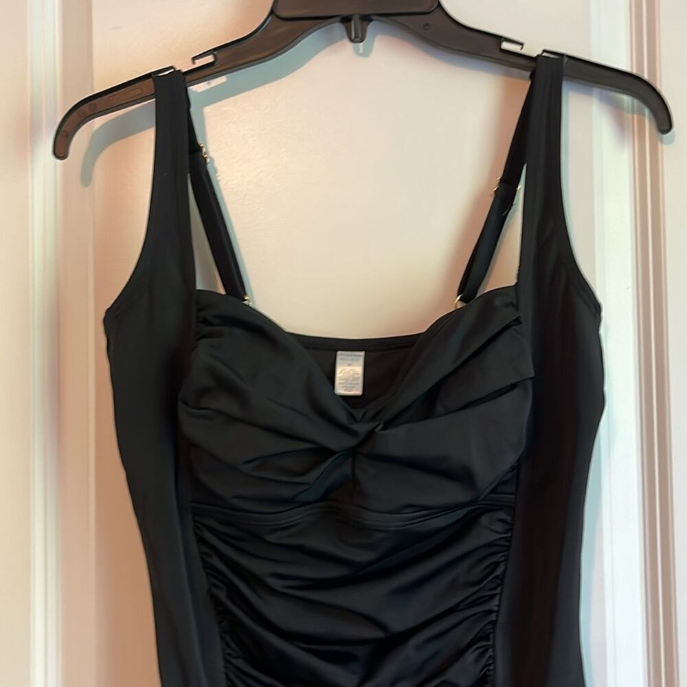 ⚡️ 3 for $30 ⚡️ Tropical Escape One Piece Black Swimsuit - Picture 2 of 10